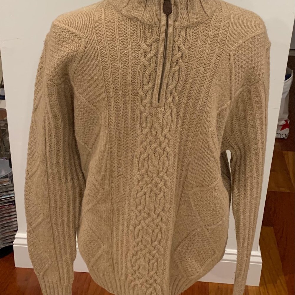 JOS A BANK BROWN/BEIGE SWEATER